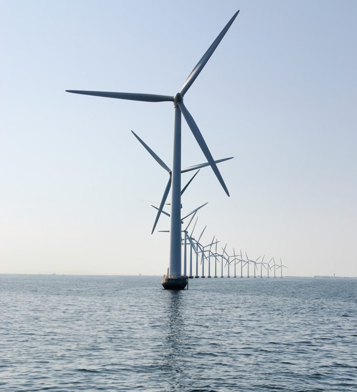  Danimarka, Kuzey Kutup Dairesinin rüzgar avantajını enerji üretimi için kullanıyor.